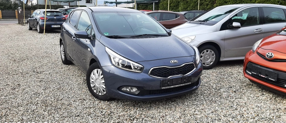 Kia Ceed cena 31500 przebieg: 146000, rok produkcji 2012 z Golina małe 254